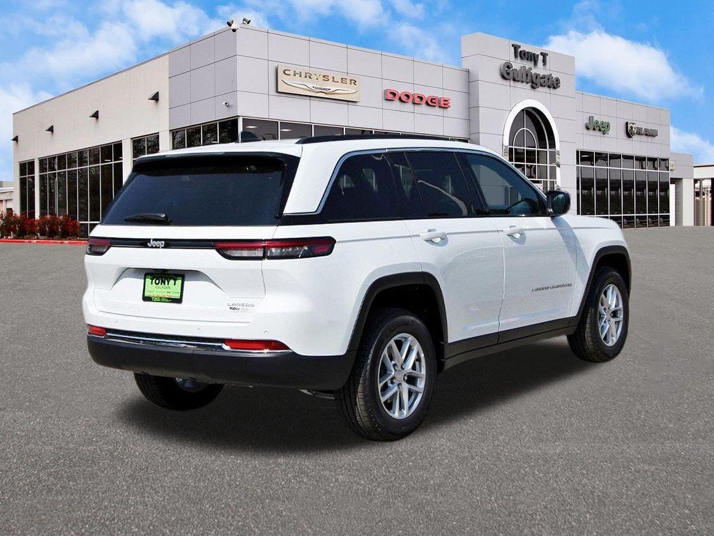 new 2025 Jeep Grand Cherokee car, priced at $33,738