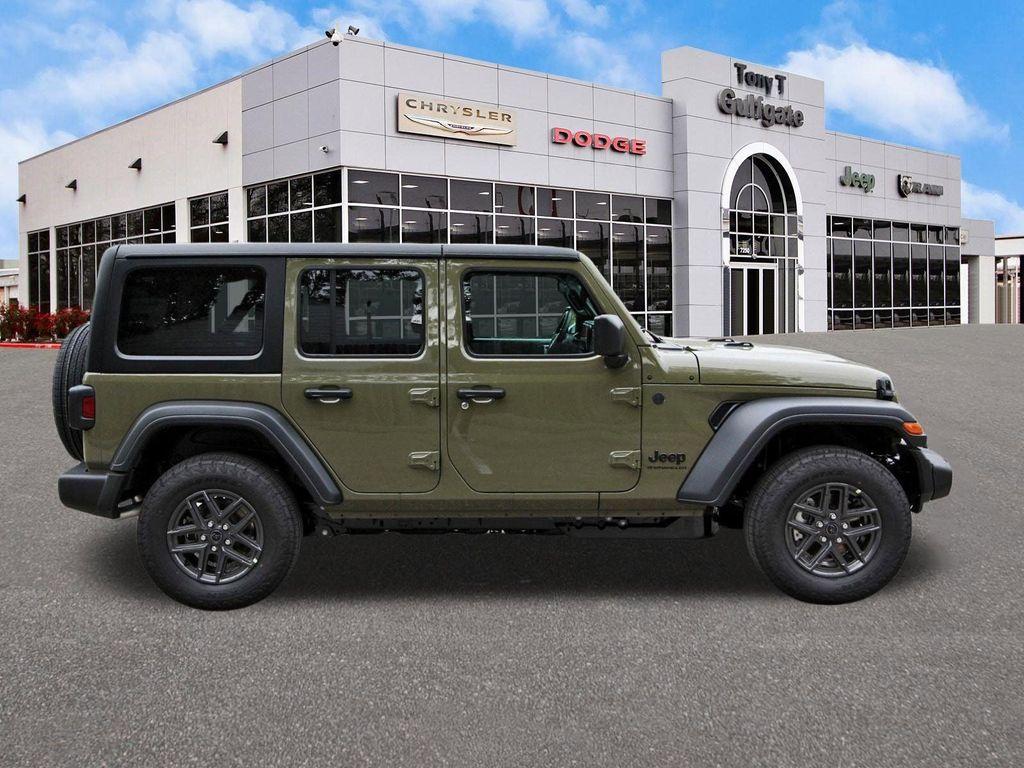 new 2026 Jeep Wrangler car, priced at $42,985