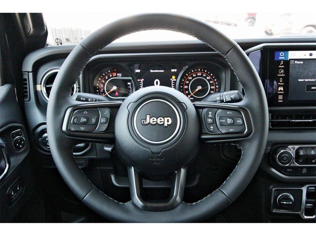 new 2025 Jeep Gladiator car, priced at $40,495