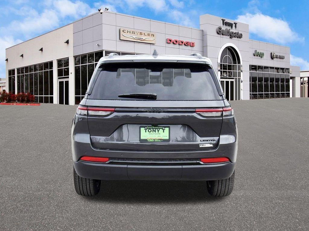 new 2025 Jeep Grand Cherokee car, priced at $40,494