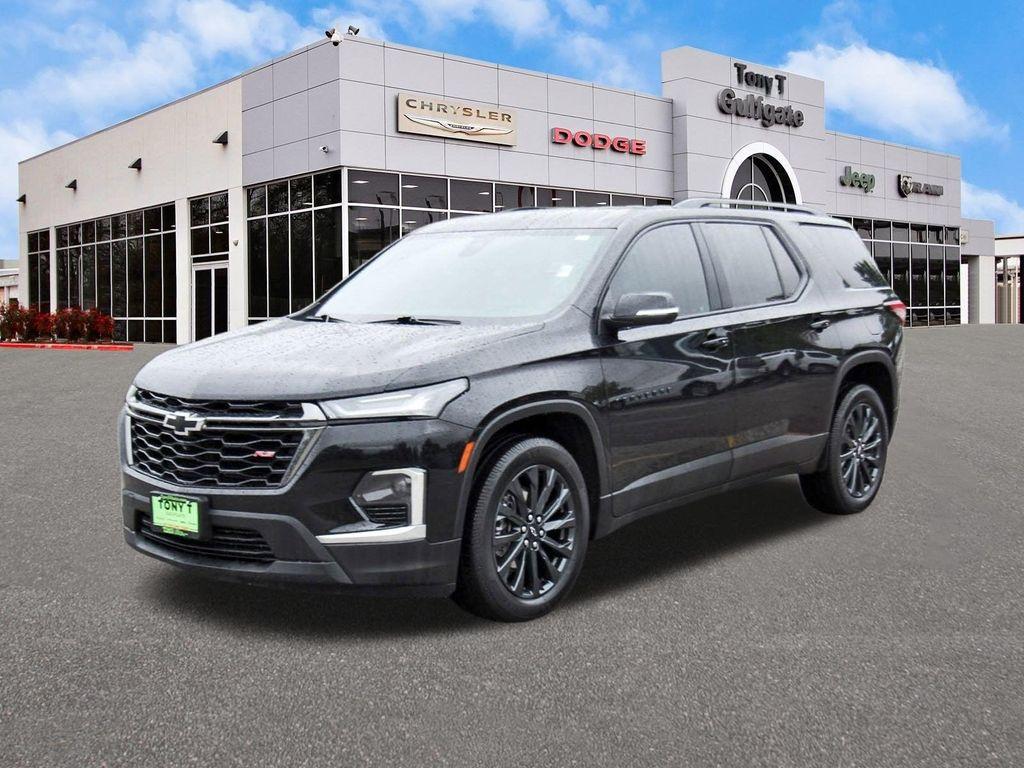 used 2023 Chevrolet Traverse car, priced at $28,595