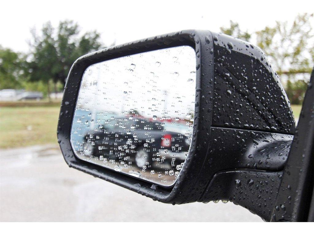 used 2023 Chevrolet Traverse car, priced at $28,595