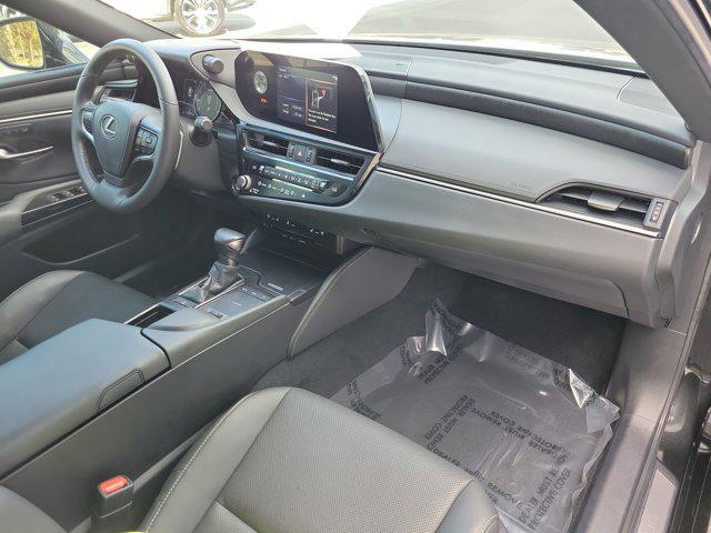 used 2022 Lexus ES 350 car, priced at $31,998