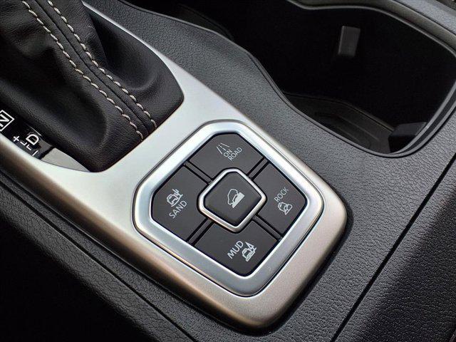 new 2026 Nissan Frontier car, priced at $42,050