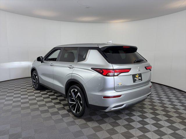 used 2024 Mitsubishi Outlander car, priced at $23,251