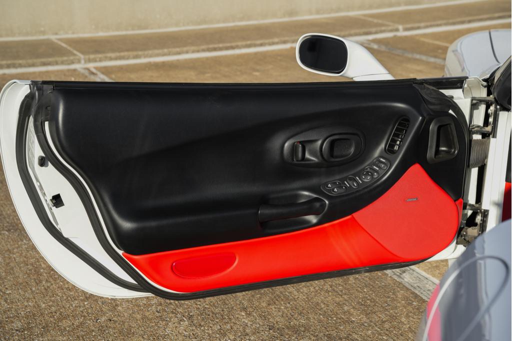 used 2000 Chevrolet Corvette car, priced at $24,900