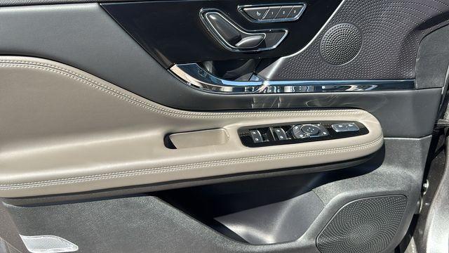 new 2025 Lincoln Corsair car, priced at $50,260