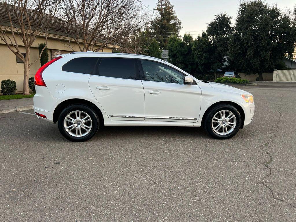 used 2016 Volvo XC60 car, priced at $10,500