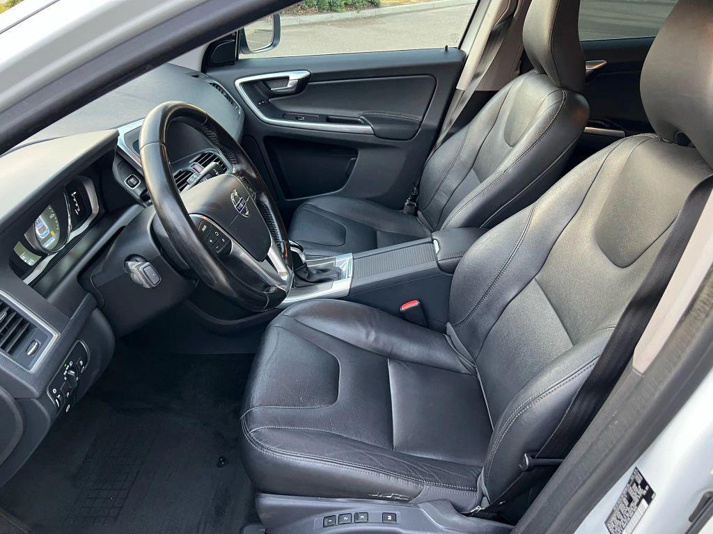 used 2016 Volvo XC60 car, priced at $10,500