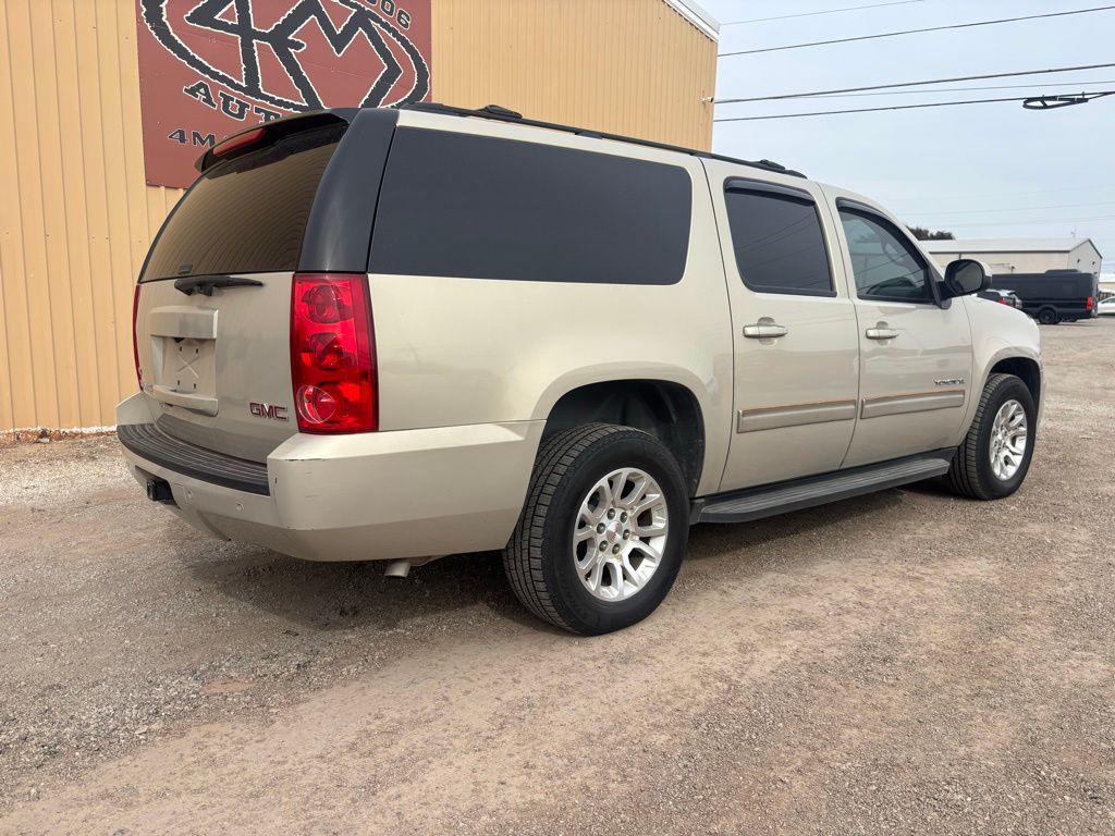 used 2011 GMC Yukon XL car, priced at $10,200