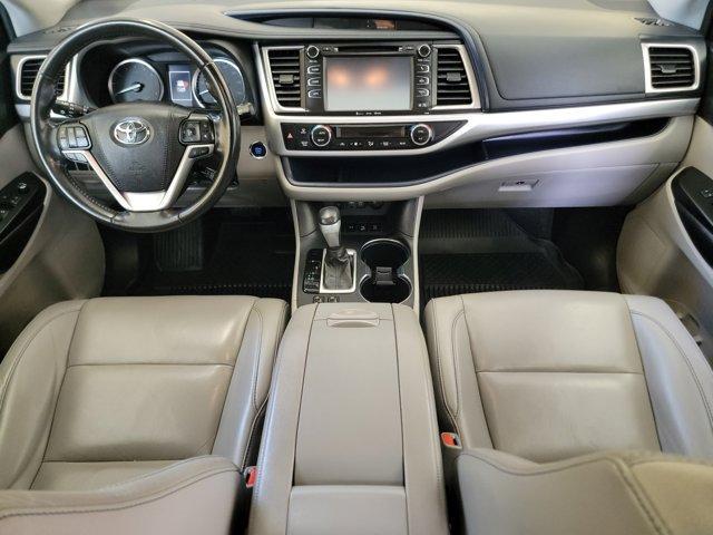 used 2019 Toyota Highlander car, priced at $24,999