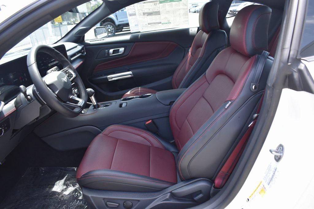 new 2025 Ford Mustang car