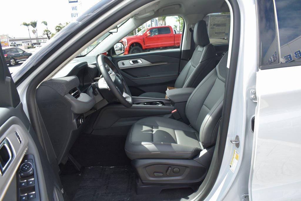 new 2025 Ford Explorer car, priced at $45,665