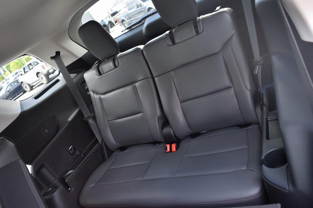 new 2025 Ford Explorer car, priced at $45,665