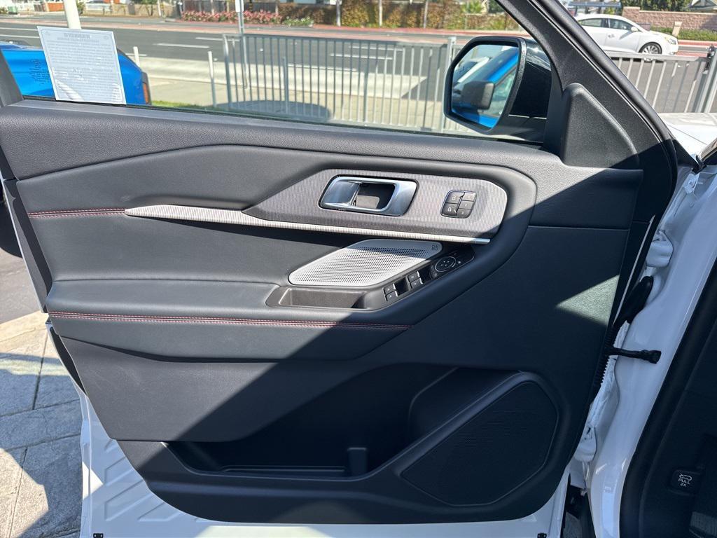new 2025 Ford Explorer car, priced at $68,395