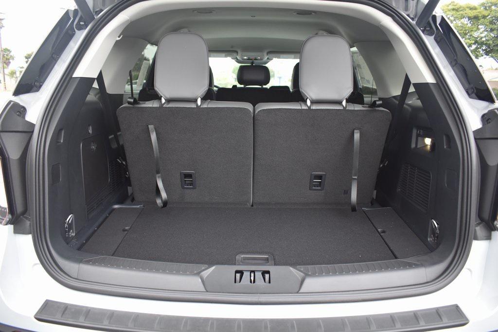 new 2025 Ford Explorer car, priced at $45,190