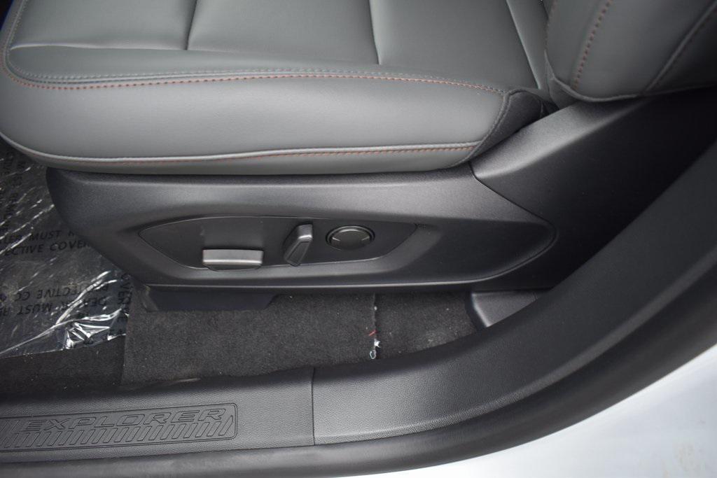 new 2025 Ford Explorer car, priced at $45,190