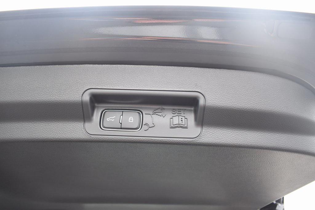 new 2025 Ford Explorer car, priced at $44,790