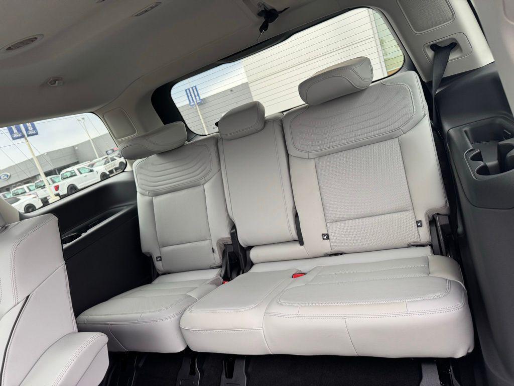 used 2025 Ford Expedition car, priced at $76,990