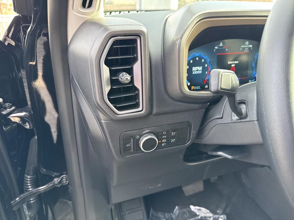 new 2025 Ford Bronco Sport car, priced at $33,690