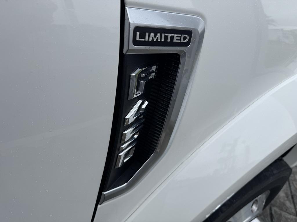 used 2022 Ford F-450 car, priced at $86,990