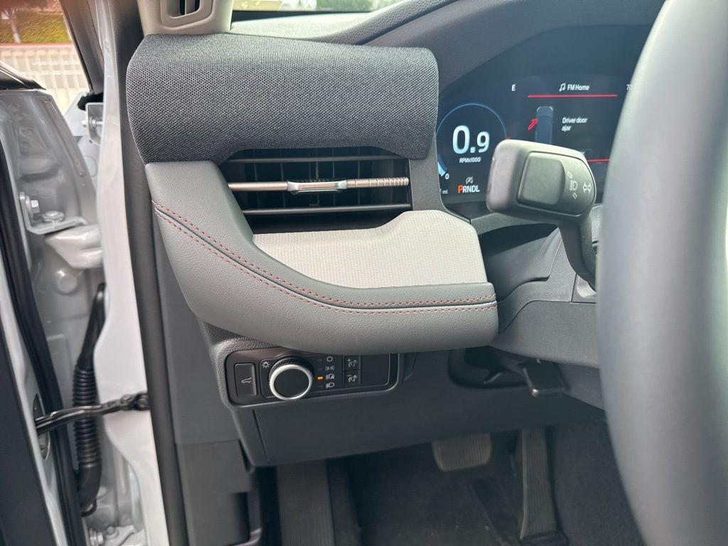 new 2025 Ford Explorer car, priced at $42,145