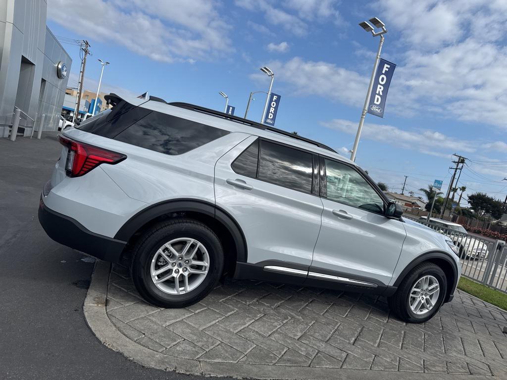 new 2025 Ford Explorer car, priced at $42,145