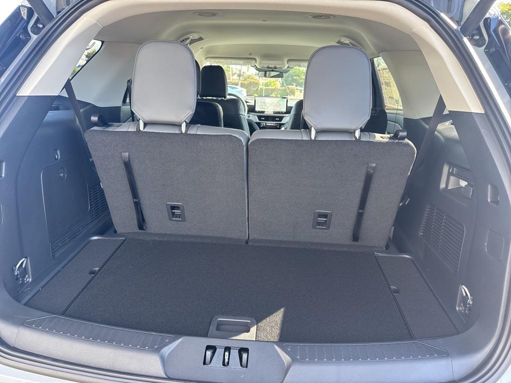 new 2025 Ford Explorer car, priced at $45,665