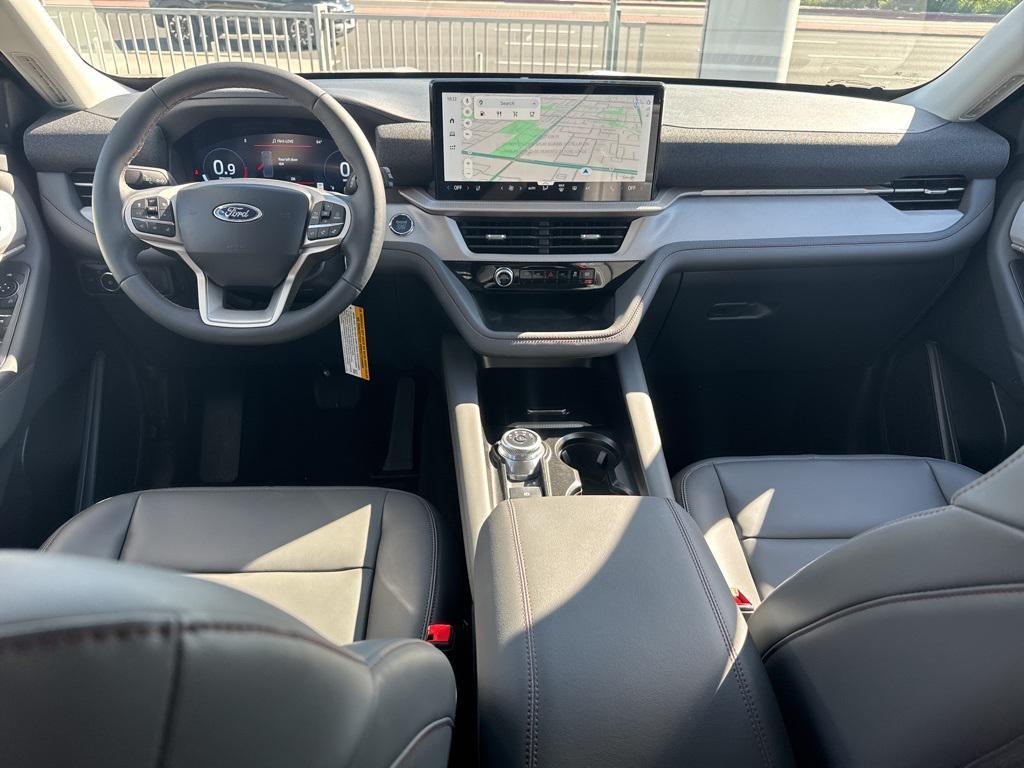 new 2025 Ford Explorer car, priced at $45,665