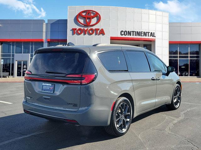 used 2025 Chrysler Pacifica car, priced at $42,512