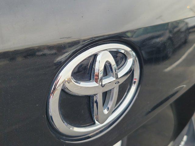 used 2020 Toyota Highlander car, priced at $25,988