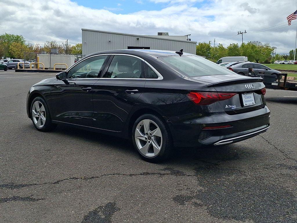 Audi A3 view 7