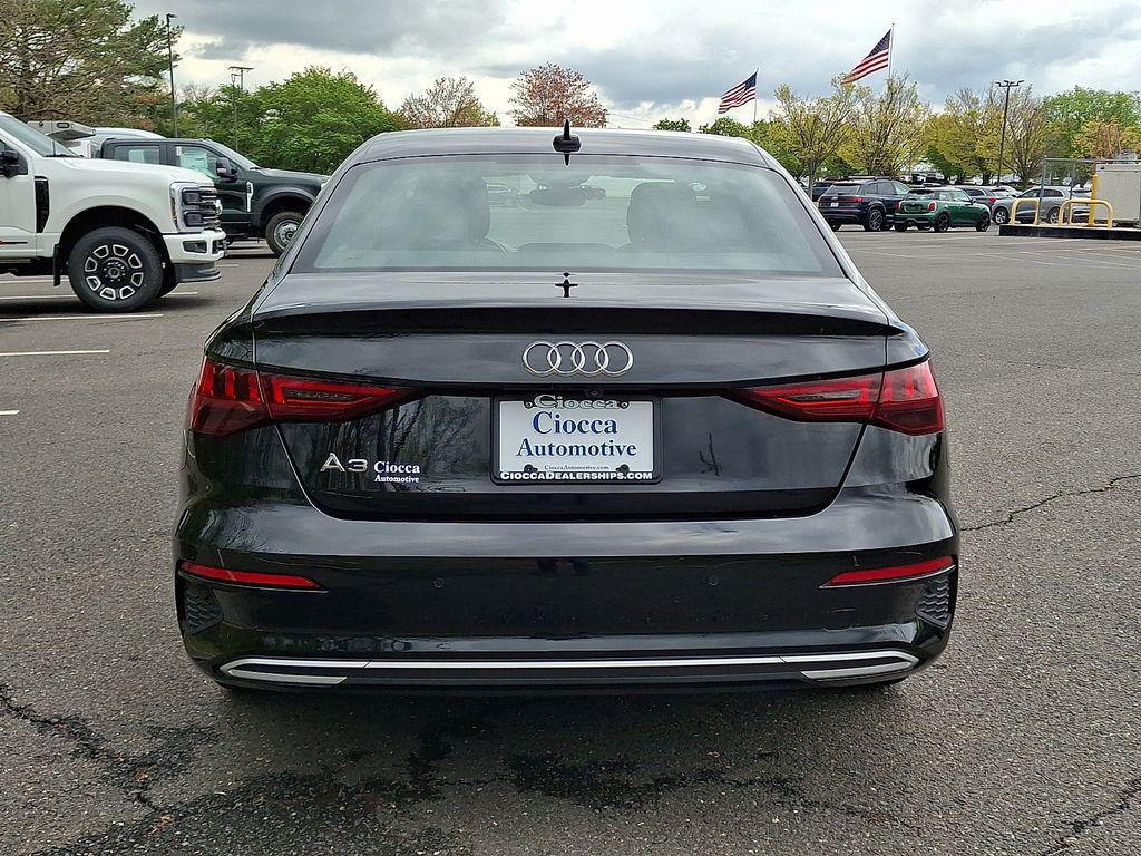Audi A3 view 8