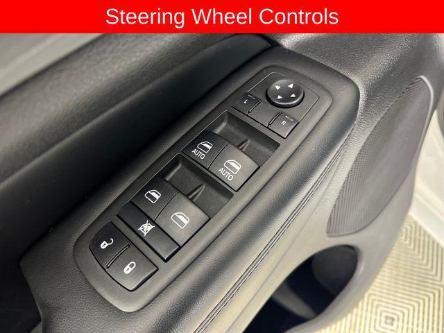 used 2022 Jeep Grand Cherokee car, priced at $18,558