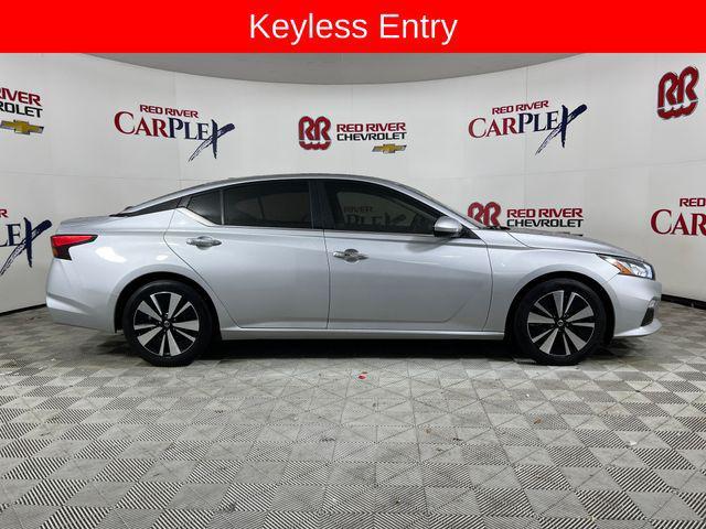 used 2022 Nissan Altima car, priced at $16,852