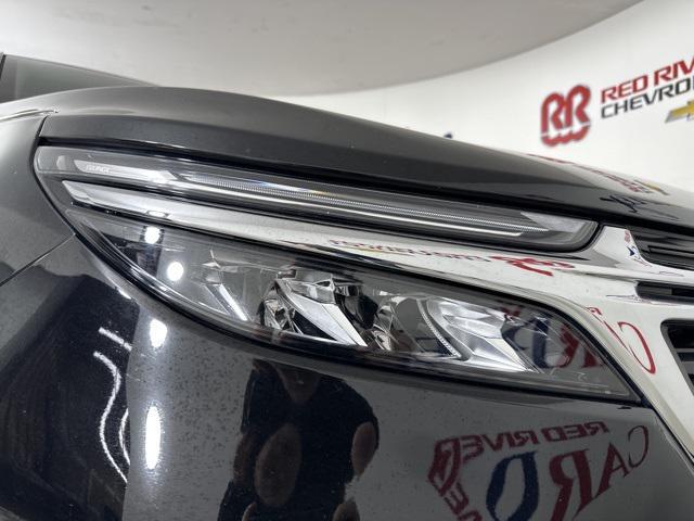2024 Mosaic Black Metallic Chevrolet Equinox