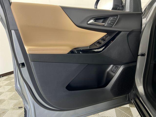 new 2026 Chevrolet Equinox car, priced at $37,290