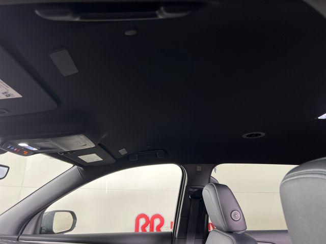 new 2026 Chevrolet Traverse car, priced at $48,670