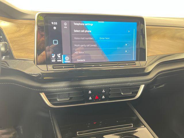 used 2025 Volkswagen Atlas car, priced at $30,614