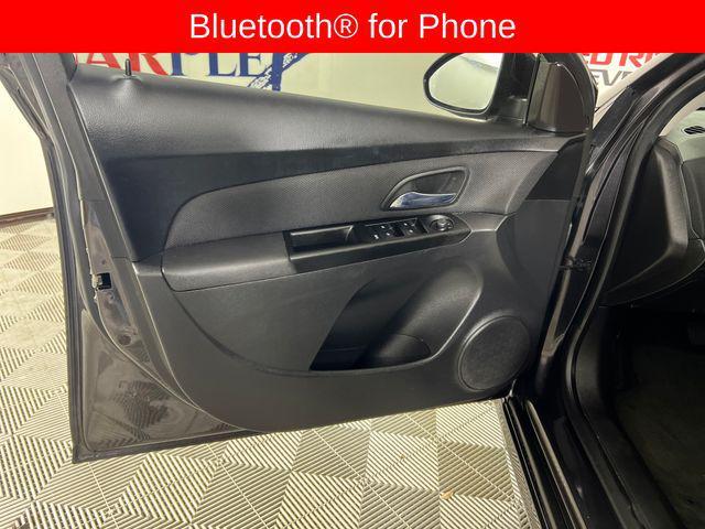used 2014 Chevrolet Cruze car, priced at $7,932