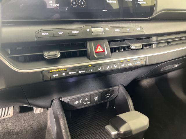 used 2025 Kia K4 car, priced at $22,957