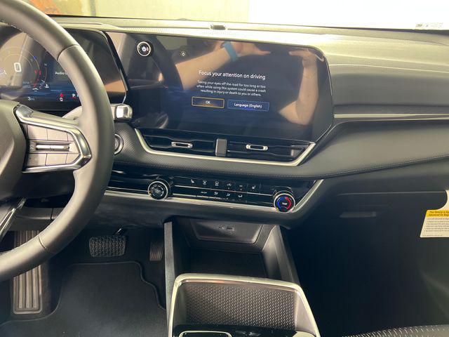 new 2026 Chevrolet Equinox car, priced at $30,535