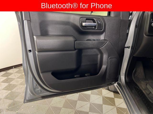 used 2025 Chevrolet Silverado 1500 car, priced at $33,993