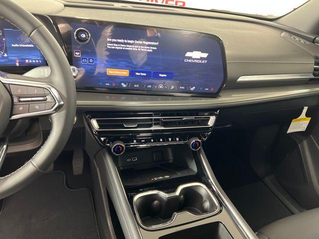 new 2026 Chevrolet Traverse car, priced at $48,670