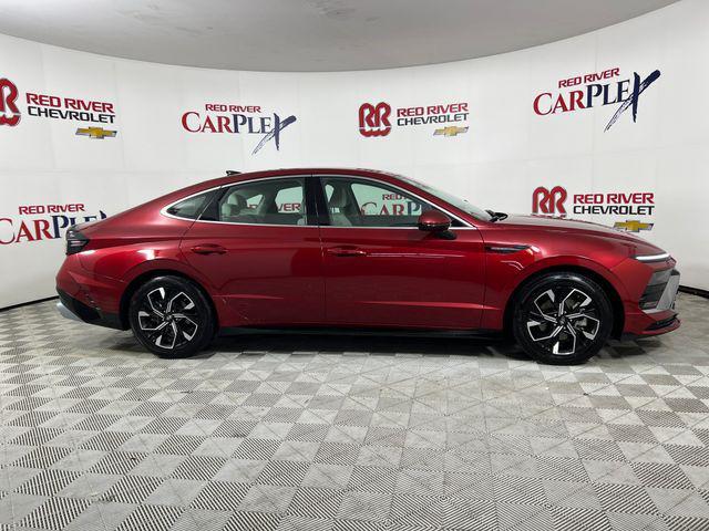 used 2025 Hyundai Sonata car, priced at $24,986