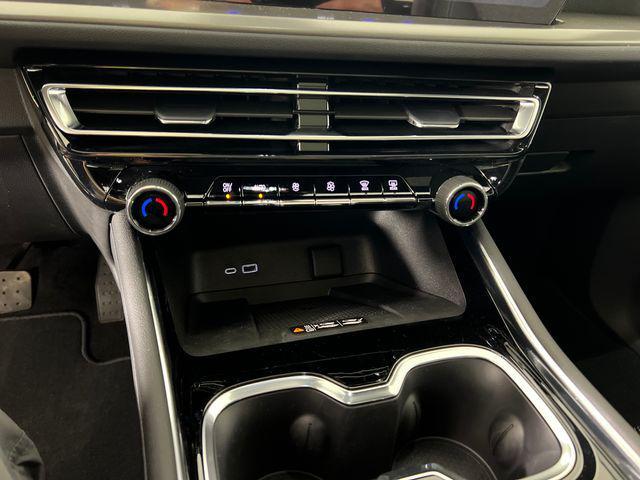 new 2026 Chevrolet Traverse car, priced at $45,195