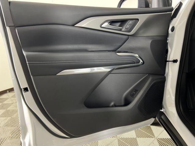 new 2026 Chevrolet Traverse car, priced at $45,195