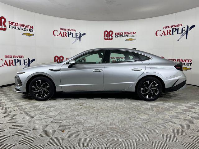 used 2025 Hyundai Sonata car, priced at $24,206