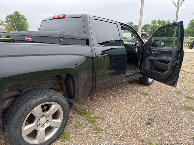 used 2018 Chevrolet Silverado 1500 car, priced at $20,833