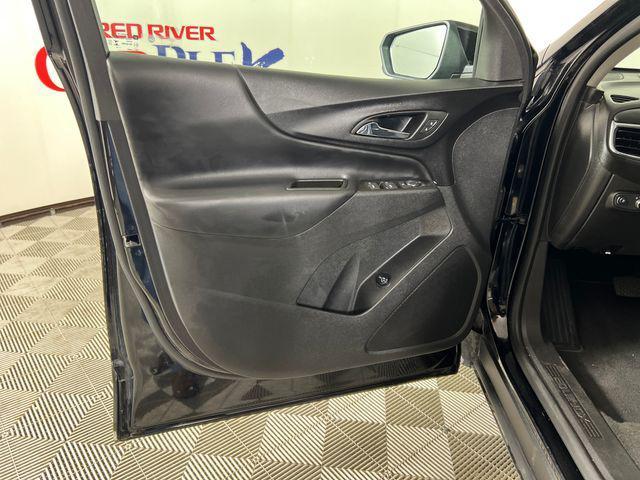 used 2023 Chevrolet Equinox car, priced at $22,460